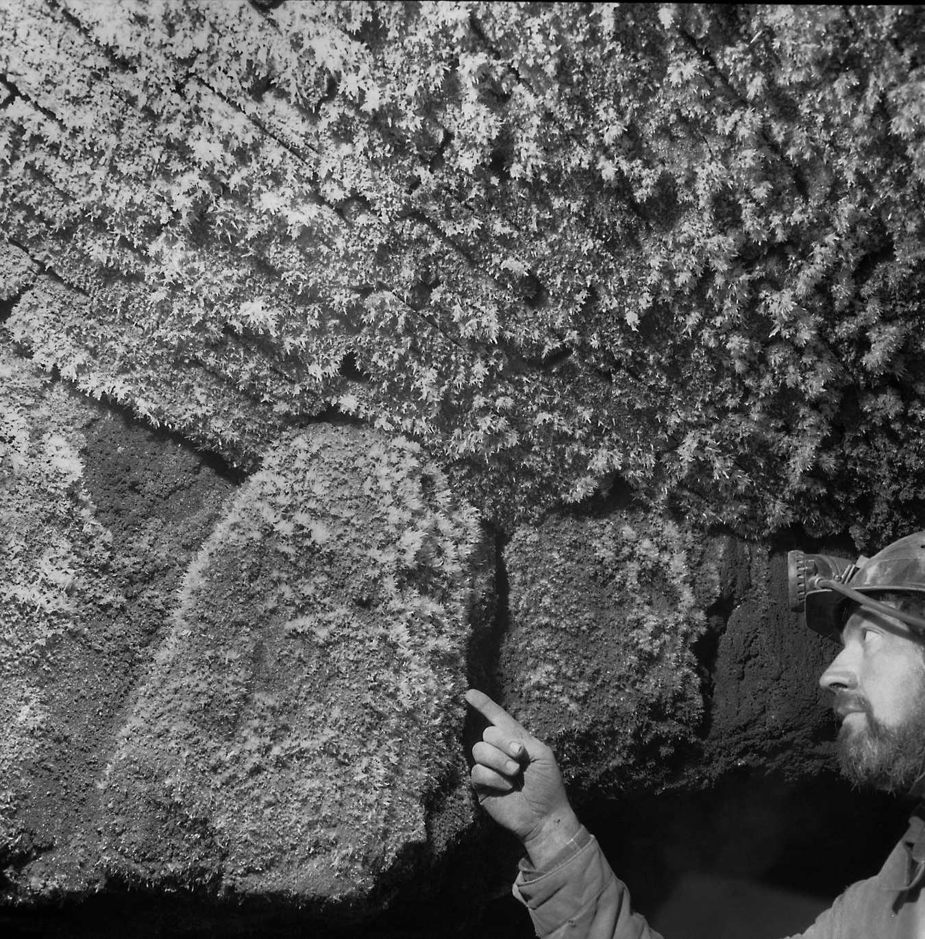 Cerrusite SmallCleugh 1975 e